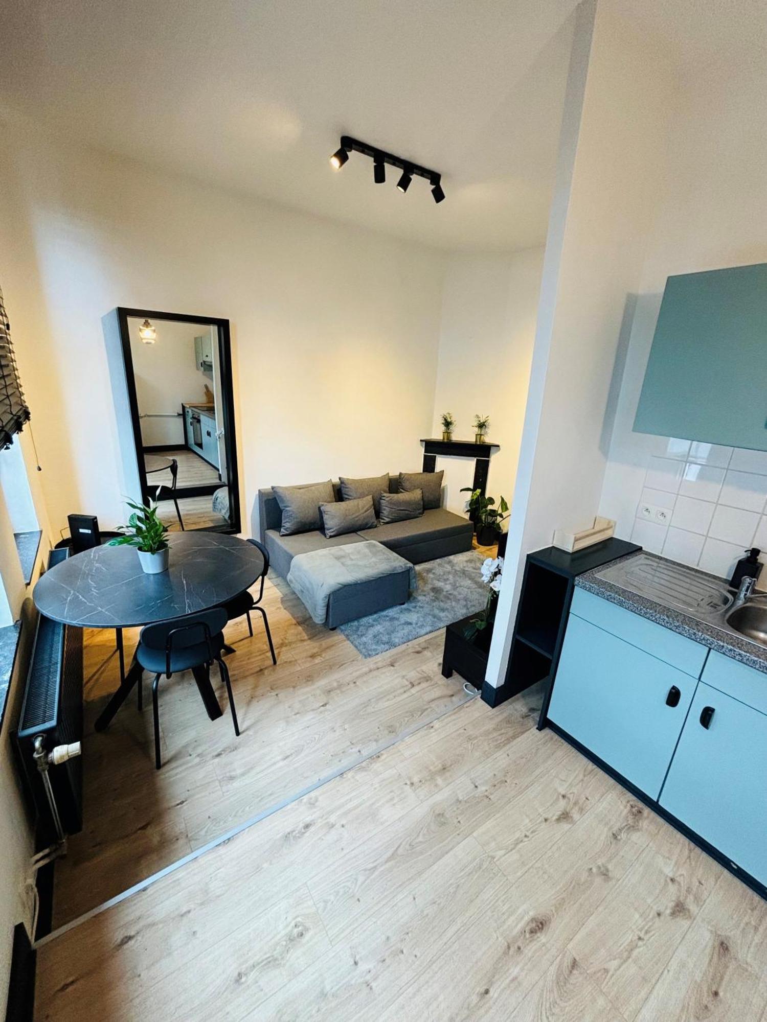 Appartement Cosy Liege Station Buitenkant foto