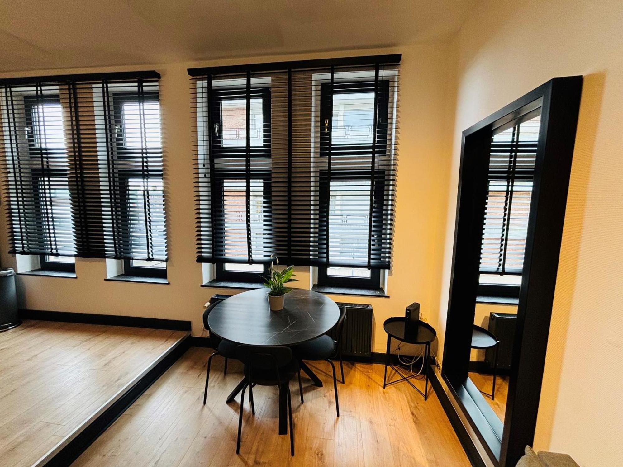 Appartement Cosy Liege Station Buitenkant foto